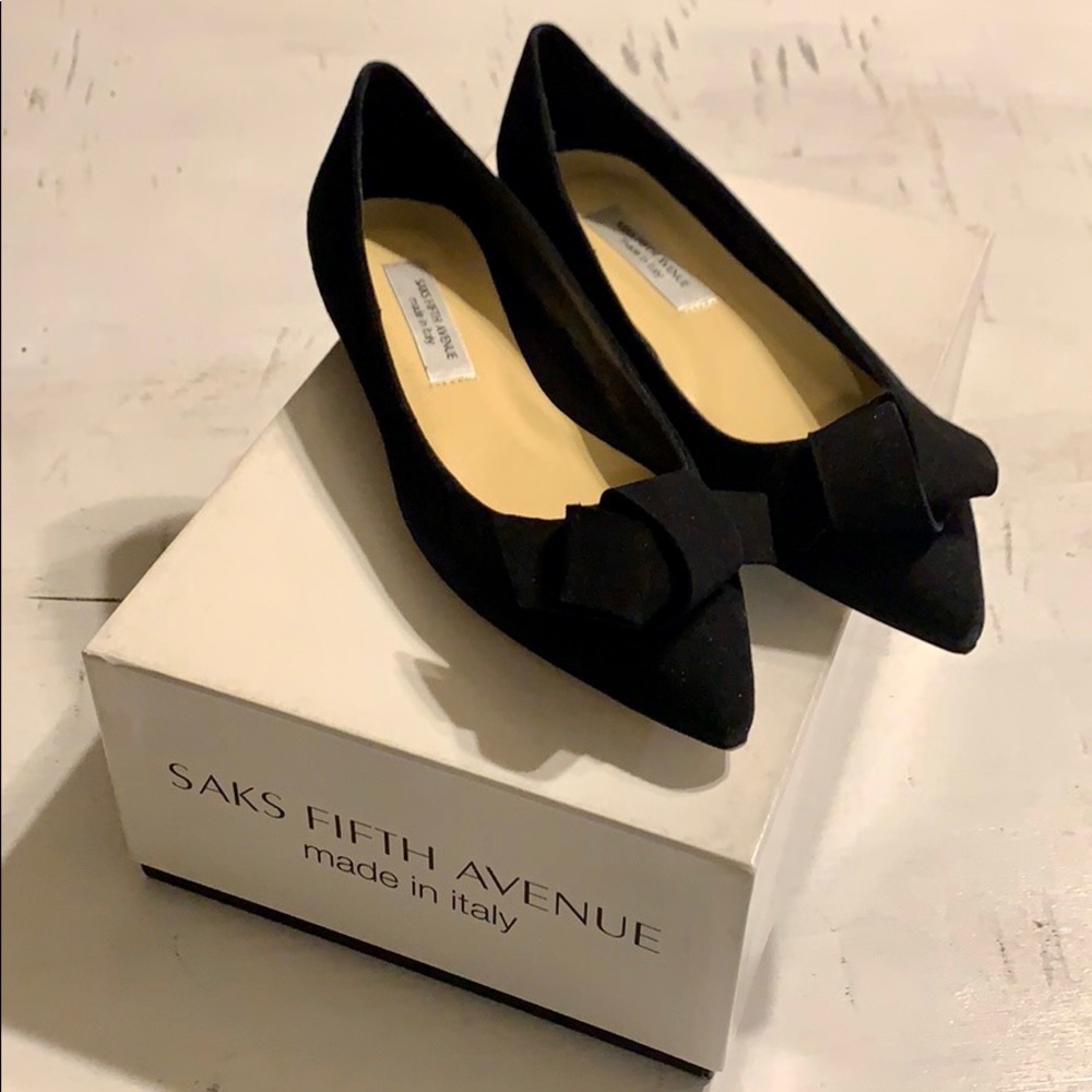 Vintage Suede flats with bow